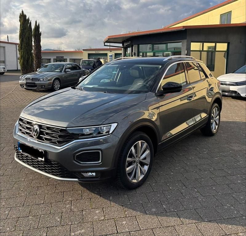 Gebraucht VW T-Roc Style 110 PS (80 kW) 2019 Grau SUV