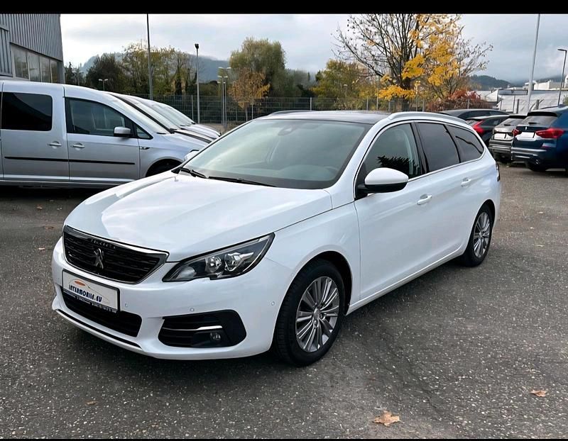 Weiß Gebraucht 2019 Peugeot 308 Kombi | 10.000 € (Etwas zu teuer) - Bild 1/4