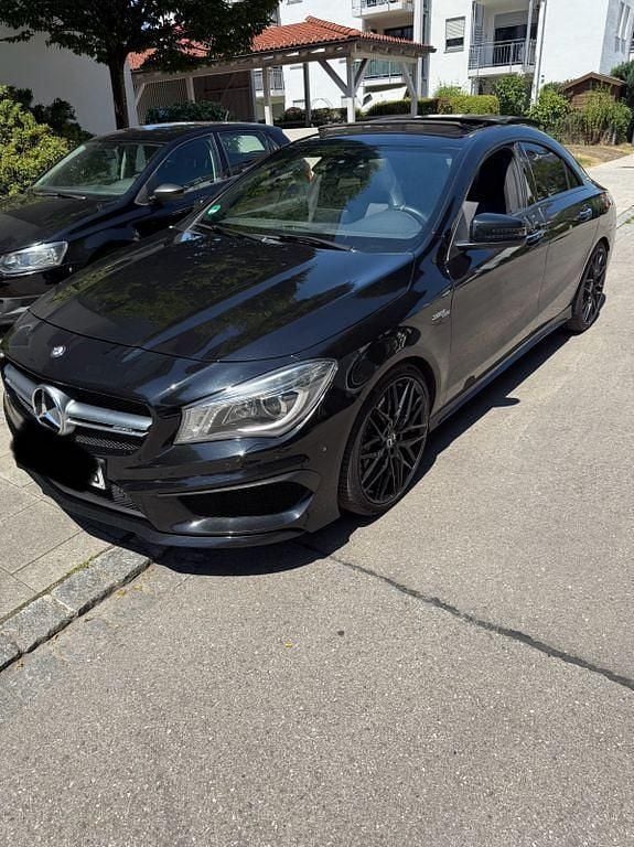 Schwarz Gebraucht 2016 Mercedes CLA45 AMG AMG Coupé | 20.000 € (Superpreis) - Bild 1/4