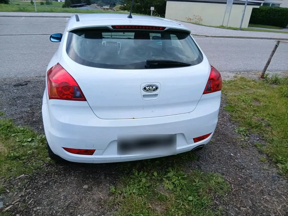 Gebraucht Kia ProCeed 115 PS (84 kW) 2011 Kleinwagen