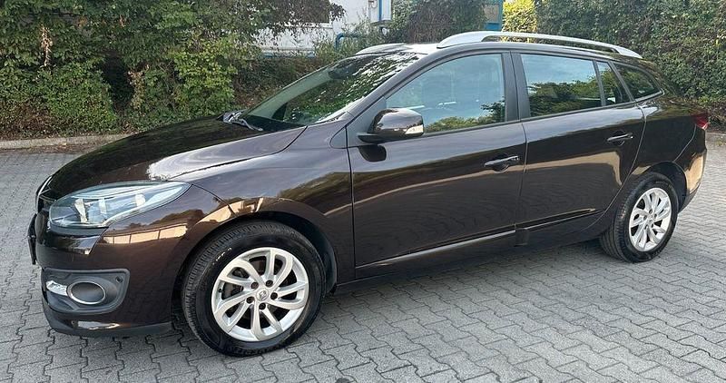 Gebraucht Renault Mégane III Initiale Paris 116 PS (85 kW) 2013 Braun Limousine