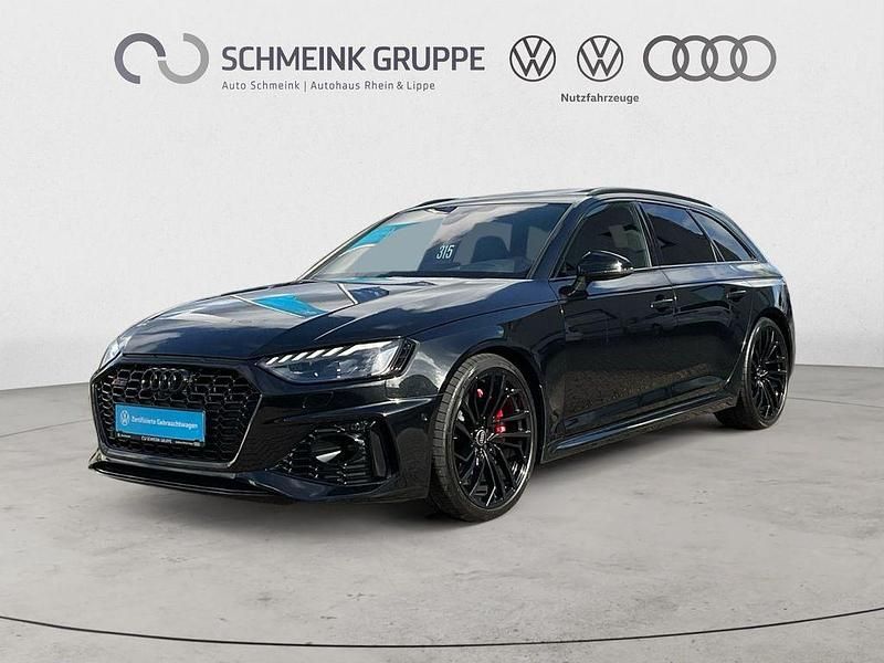 Gebraucht Audi RS4 Ambiente 450 PS (330 kW) 2024 Mythosschwarz metallic Kombi