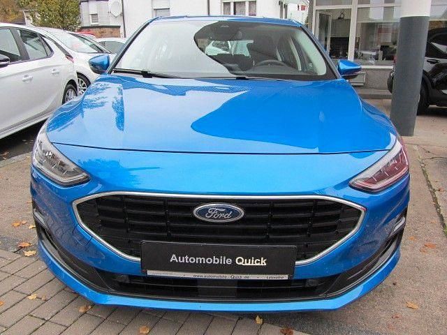 Gebraucht Ford Focus 155 PS (114 kW) 2022 Dynamic  blau Limousine