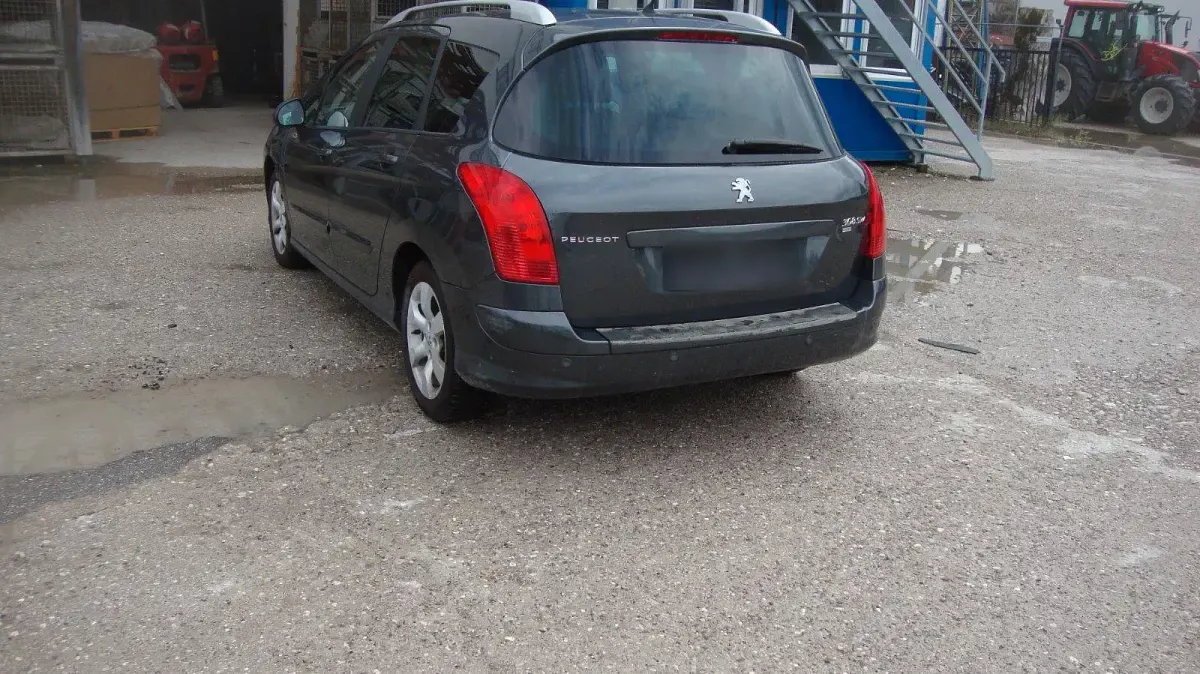 Gebraucht Peugeot 308 112 PS (82 kW) 2011 Grau Kombi