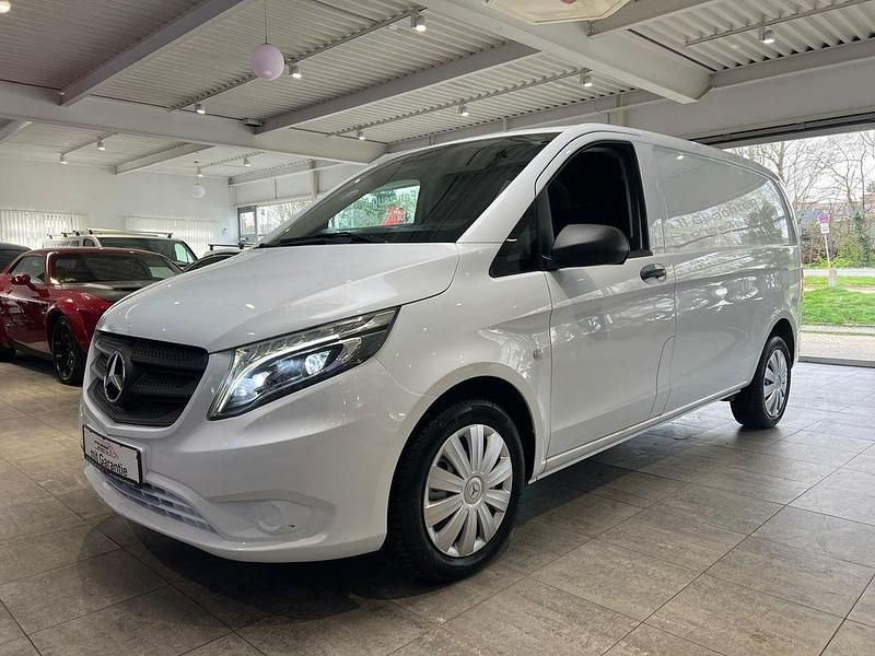 Gebraucht Mercedes Vito 190 PS (139 kW) 2016 Weiß Van