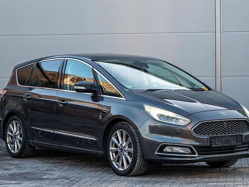 Gebraucht Ford S-MAX Vignale 209 PS (153 kW) 2016 Magneticgrau (metallic) Van / Kleinbus