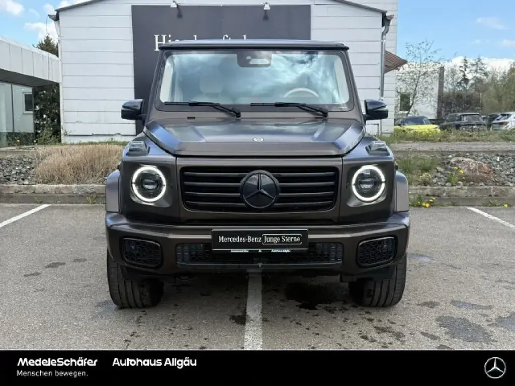 Gebraucht Mercedes G450 Exclusive 367 PS (269 kW) 2024 Manufaktur citrinbraun magno (metallic) SUV