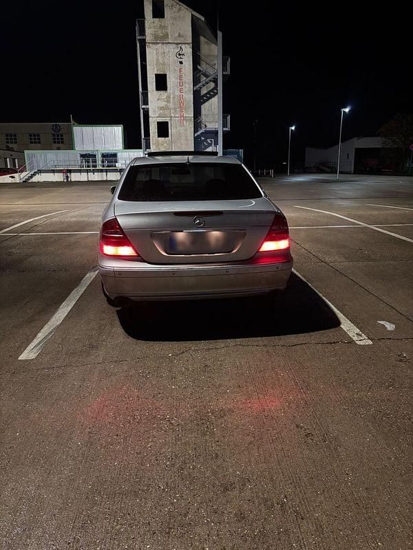 Gebraucht Mercedes E320 Elegance 224 PS (164 kW) 2005 Silber Limousine