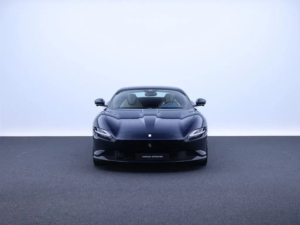 Gebraucht Ferrari Roma 620 PS (456 kW) 2021 Blu pozzi (metallic) Coupé