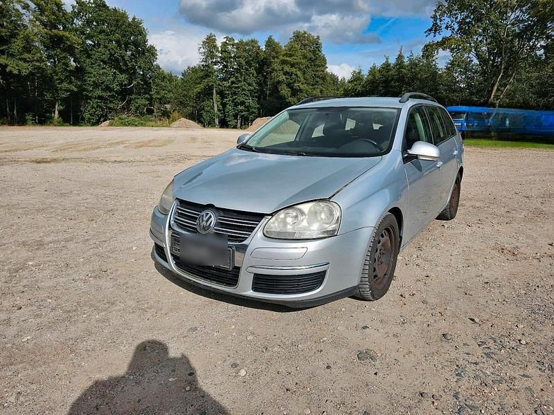 Silber Gebraucht 2008 VW Golf V Trendline Kombi | 900 € (Superpreis) - Bild 1/4
