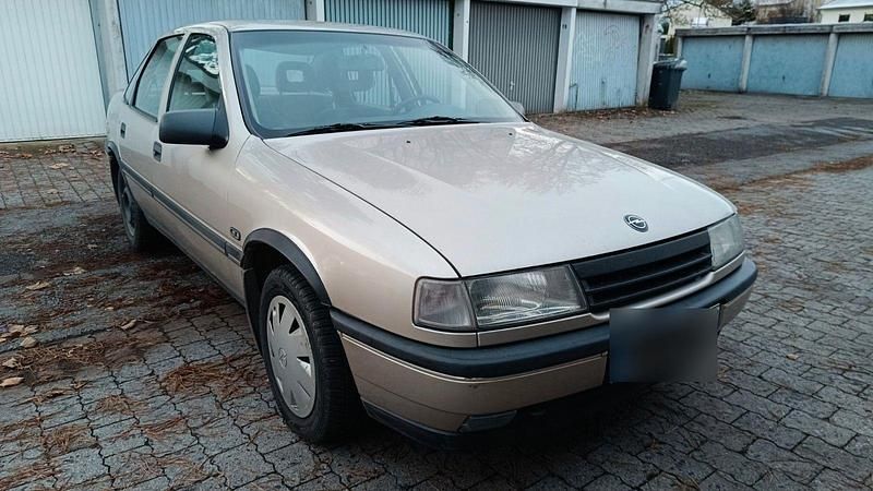 Gebraucht Opel Vectra 116 PS (85 kW) 1990 Beige Kleinwagen