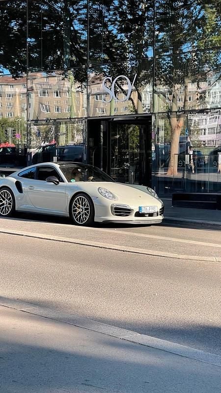 Schwarz Gebraucht 2013 Porsche 911 Turbo S Coupé | 128.000 € - Bild 1/4