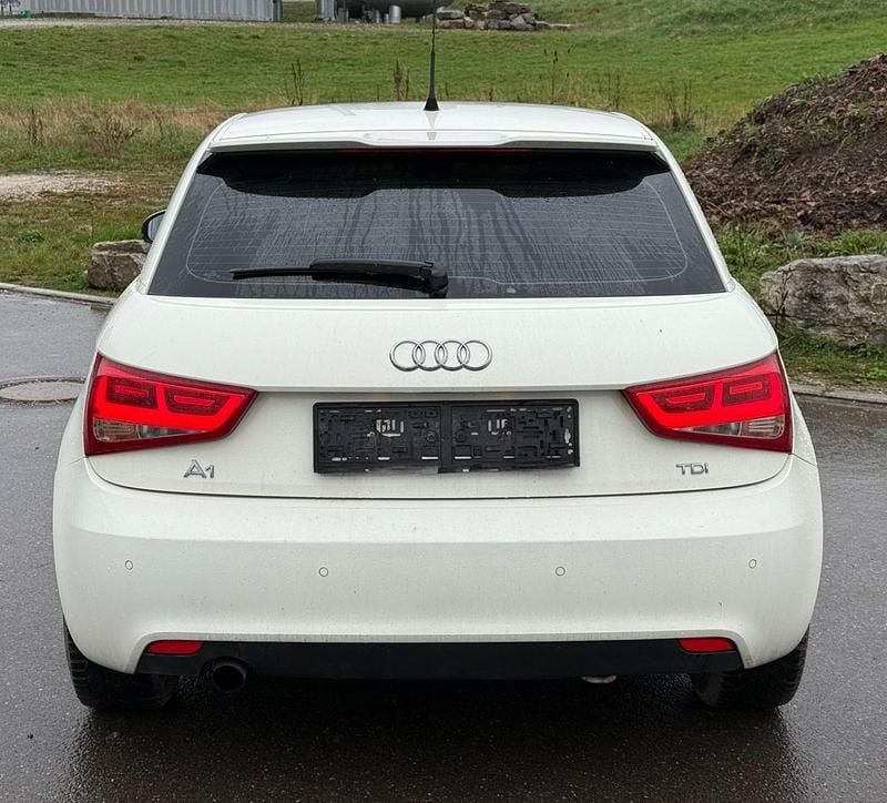 Gebraucht Audi A1 Sport 105 PS (77 kW) 2010 Weiß Kleinwagen