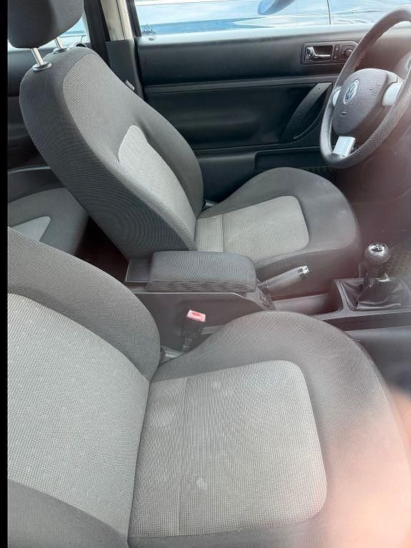 Gebraucht VW New Beetle 102 PS (75 kW) 2006 Schwarz Kleinwagen