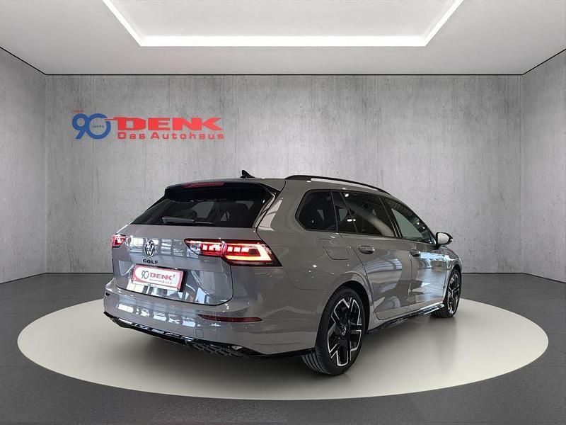 Neu VW Golf VIII R-line 150 PS (110 kW) 2026 Grau Kombi