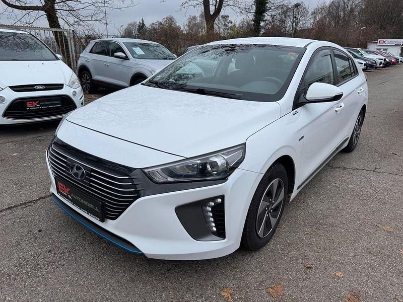Weiß Gebraucht 2020 Hyundai Ioniq Trend Kleinwagen | 12.800 € (Fairer Preis) - Bild 1/4