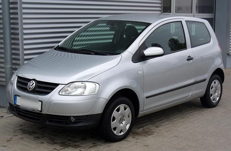Silber Gebraucht 2005 VW Fox Kleinwagen | 1.600 € (Teuer) - Bild 1/4