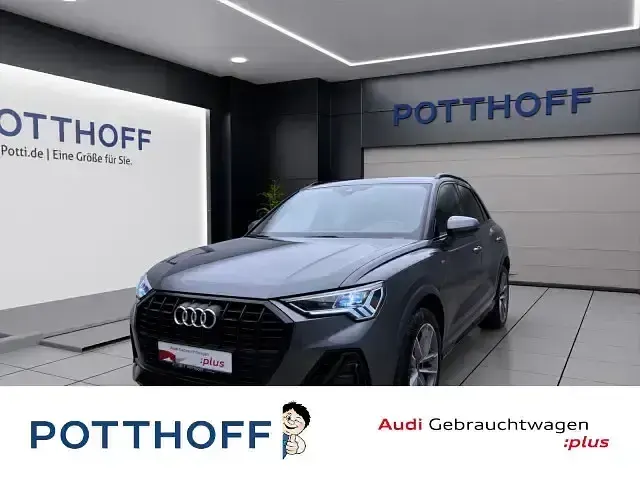 Gebraucht Audi Q3 Ambiente 150 PS (110 kW) 2022 SUV