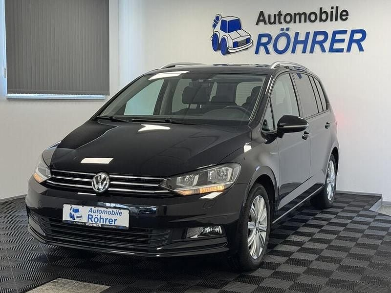 Gebraucht VW Touran Family 110 PS (80 kW) 2016 Schwarz metallic Van / Kleinbus