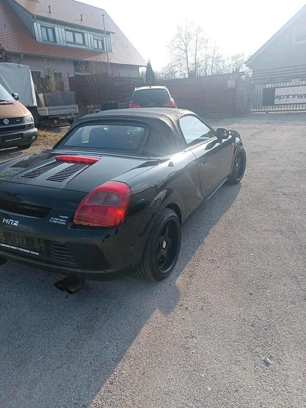 Gebraucht Toyota MR2 140 PS (102 kW) 2000 Schwarz Cabrio