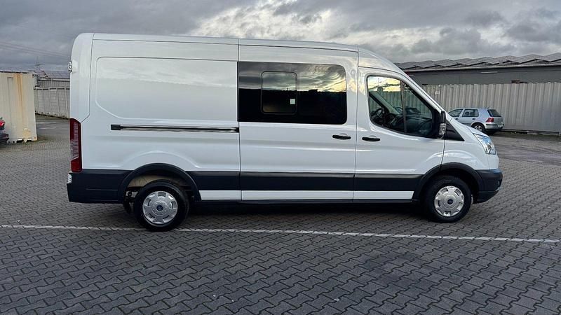 Gebraucht Ford Transit Trend 155 PS (114 kW) 2017 Weiß Van / Kleinbus