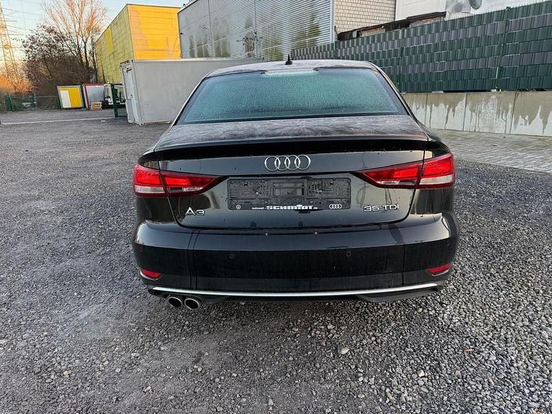 Gebraucht Audi A3 Sport 150 PS (110 kW) 2019 Schwarz Limousine