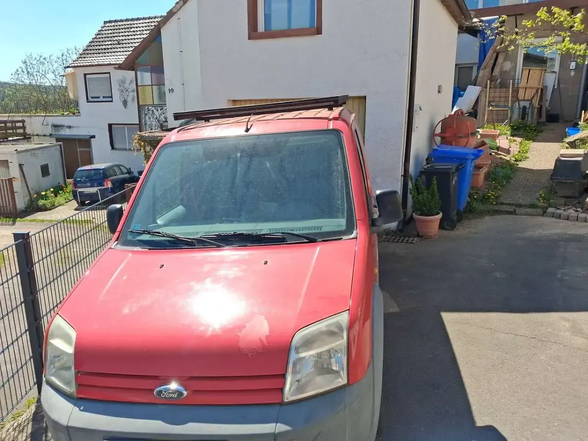 Gebraucht Ford Tourneo Connect 90 PS (66 kW) 2008 Rot Van / Kleinbus
