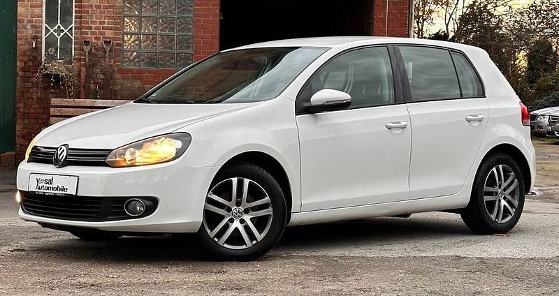 Weiß Gebraucht 2013 VW Golf VI Limousine | 6.499 € (Fairer Preis) - Bild 1/4