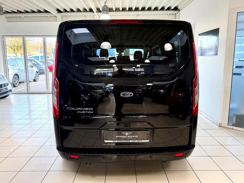 Gebraucht Ford Transit Titanium X 185 PS (136 kW) 2020 Schwarz Van / Kleinbus