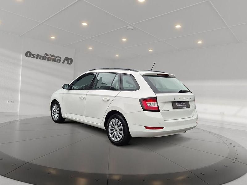 Gebraucht Skoda Fabia Ambition 95 PS (69 kW) 2022 Weiß Kombi