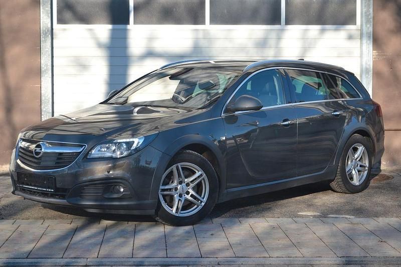 Grau Gebraucht 2016 Opel Insignia Country Tourer Kombi | 5.999 € (Fairer Preis) - Bild 1/4