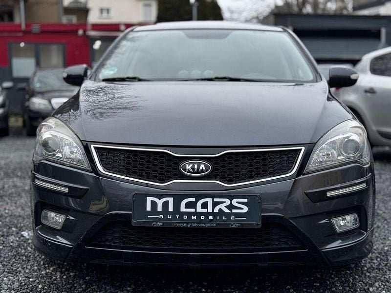 Gebraucht Kia Ceed GT 128 PS (94 kW) 2011 Grau Limousine