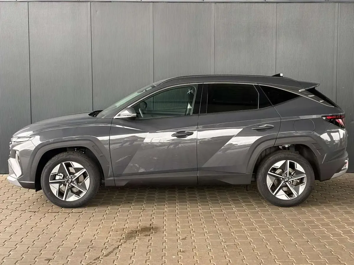 Neu Hyundai Tucson Style 150 PS (110 kW) 2026 Ecotronic grey SUV