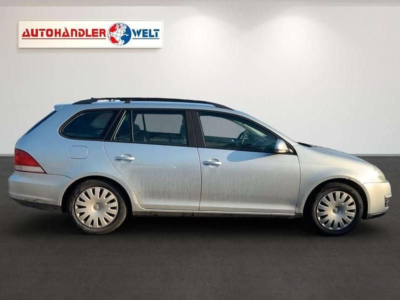 Gebraucht VW Golf V Trendline 105 PS (77 kW) 2008 Silber Kombi
