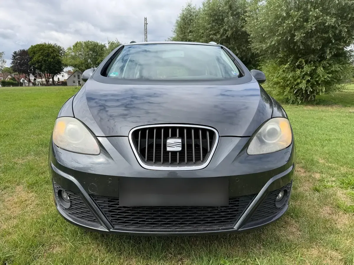 Gebraucht Seat Altea XL 160 PS (117 kW) 2011 Grau Van / Kleinbus