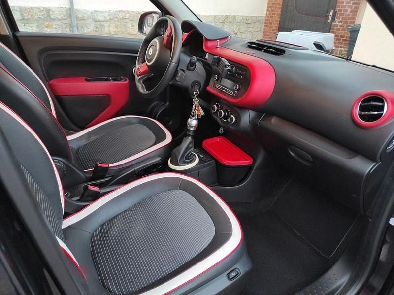 Gebraucht Renault Twingo Intens 90 PS (66 kW) 2015 Schwarz Kleinwagen
