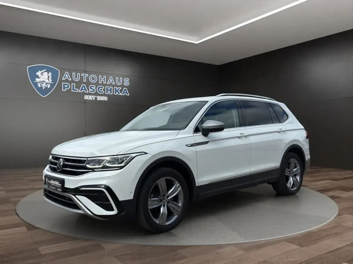 Gebraucht VW Tiguan Allspace Elegance 245 PS (180 kW) 2023 SUV