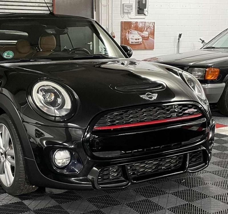 Gebraucht Mini Cooper S Cabriolet 192 PS (141 kW) 2016 Schwarz Cabrio