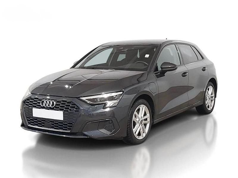 Gebraucht Audi A3 e-tron Sport 204 PS (150 kW) 2022 Schwarz Kleinwagen