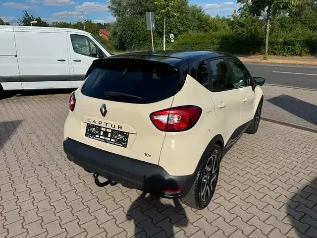 Gebraucht Renault Captur Dynamique 120 PS (88 kW) 2015 Schwarz SUV
