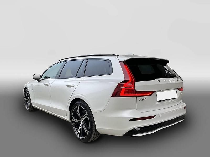 Gebraucht Volvo V60 Plus 455 PS (334 kW) 2023 Weiß Kombi
