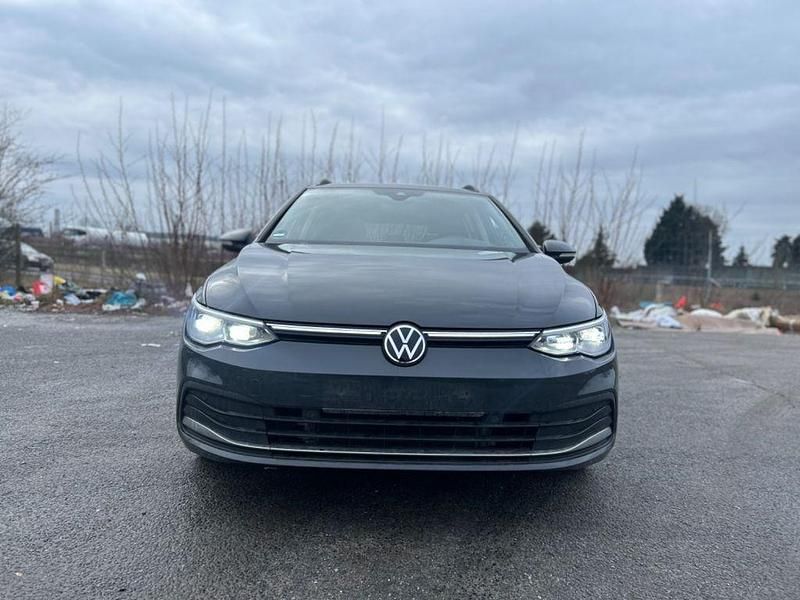Gebraucht VW Golf VII Style 150 PS (110 kW) 2021 Grau Kleinwagen