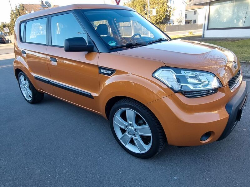 Orange Gebraucht 2009 Kia Soul Spirit SUV | 5.900 € (Fairer Preis) - Bild 1/4
