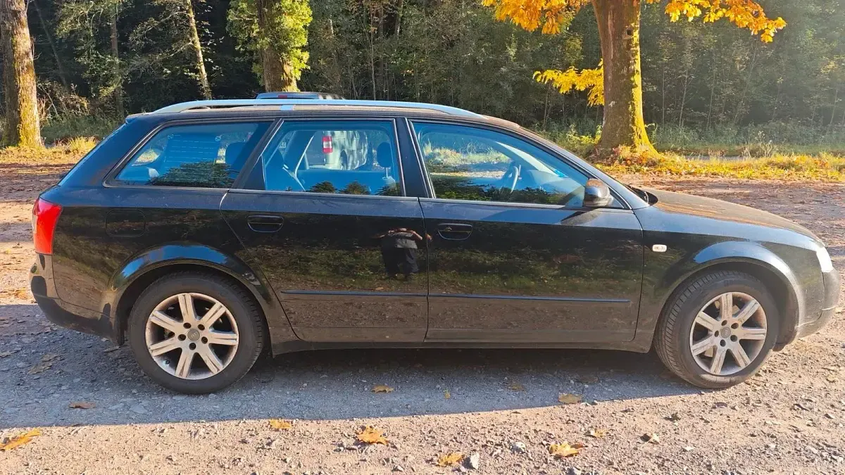 Gebraucht Audi A4 163 PS (119 kW) 2003 Schwarz Kombi