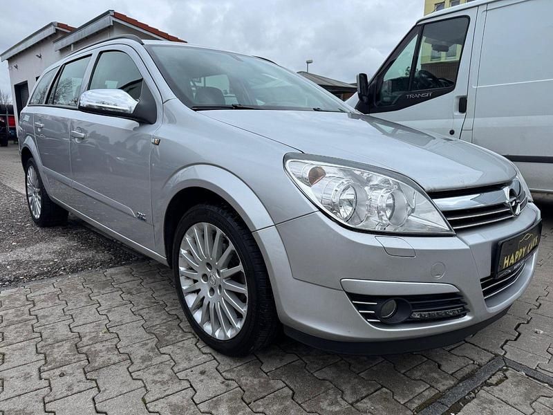 Gebraucht Opel Astra Edition 105 PS (77 kW) 2005 Silber Kombi