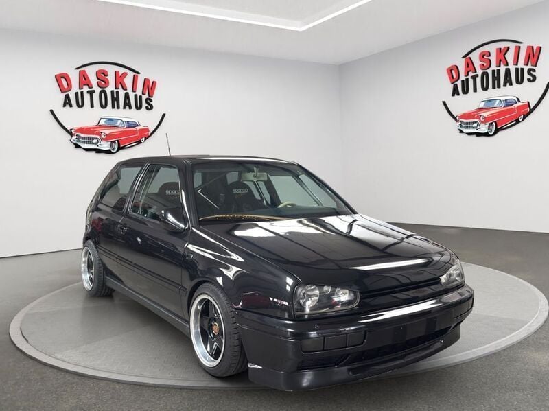 Schwarz Gebraucht 1994 VW Golf III GTI Limousine | 9.700 € - Bild 1/4