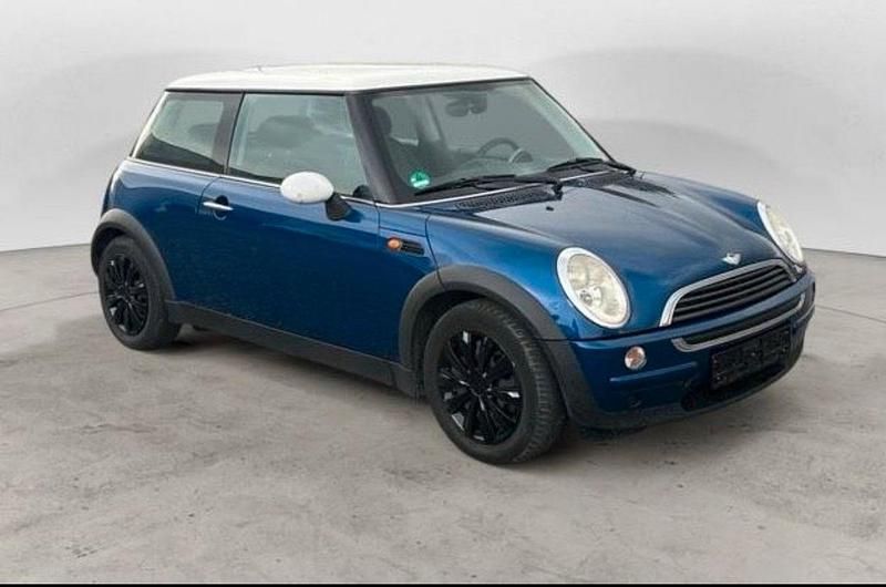 Usata Mini Cooper 90 CV (66 kW) 2002 Blu Utilitaria