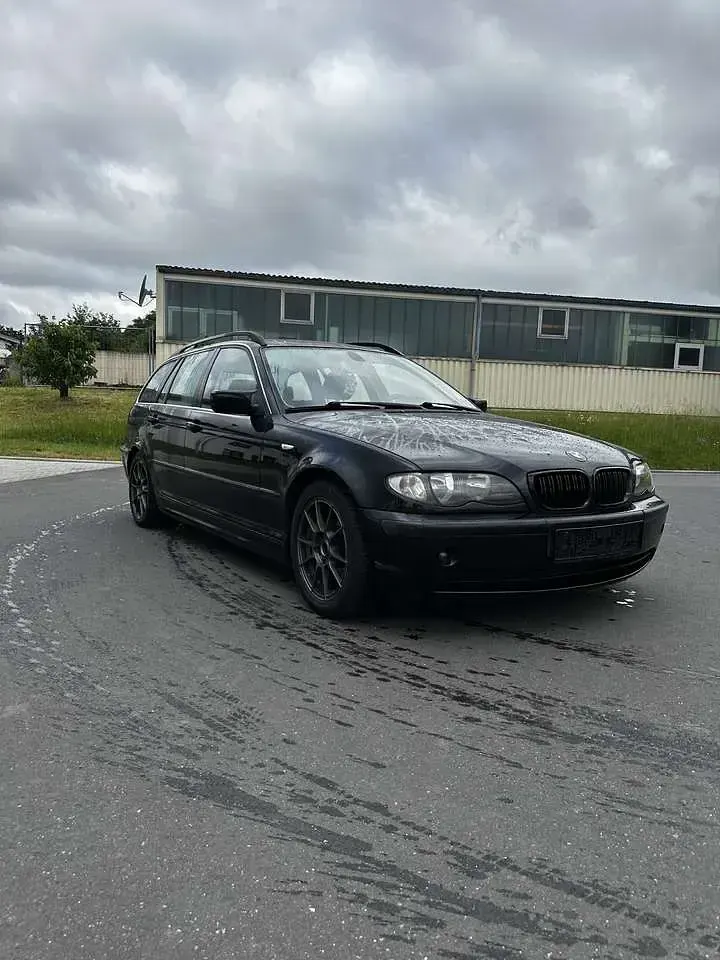 Gebraucht BMW 318 116 PS (85 kW) 2005 Kombi