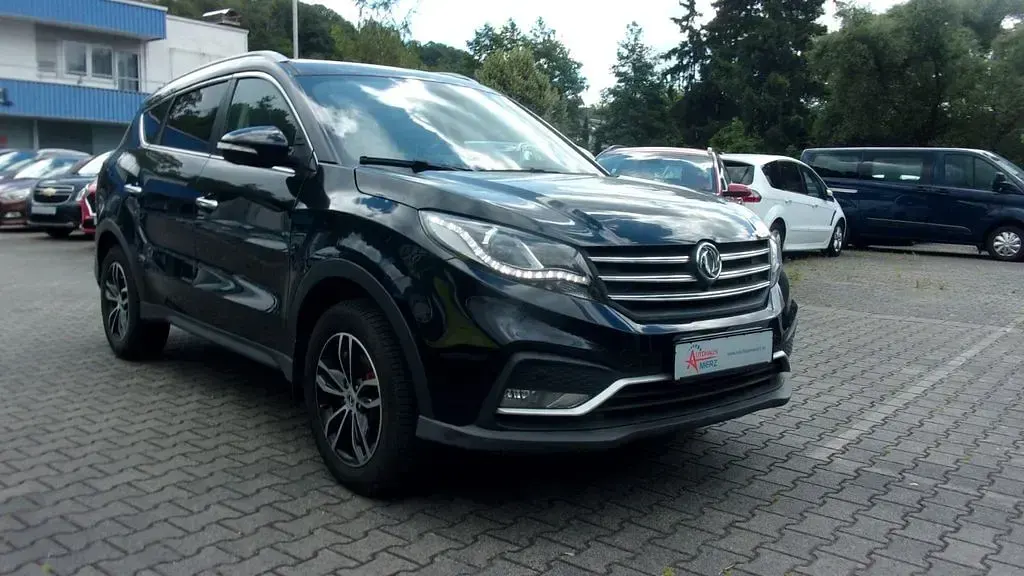 Gebraucht DFSK Fengon 145 PS (106 kW) 2021 Schwarz SUV