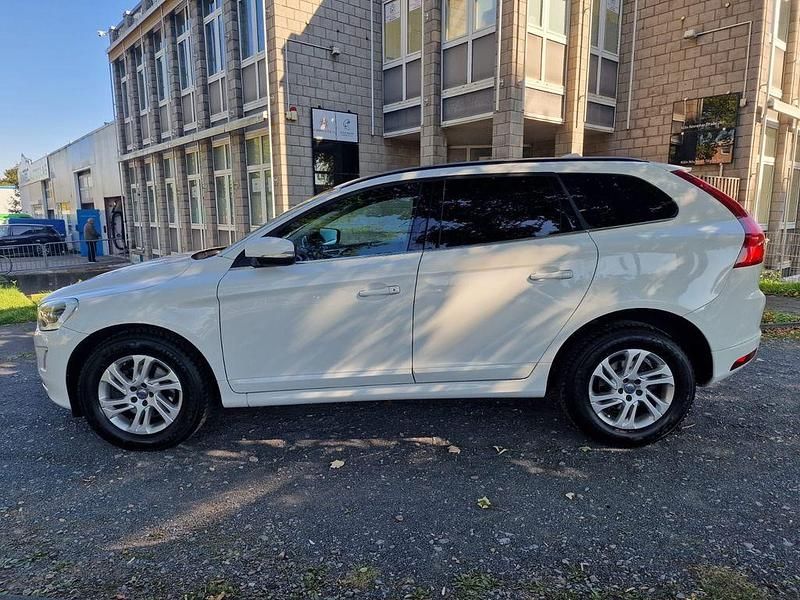 Gebraucht Volvo XC60 Kinetic 190 PS (139 kW) 2016 Weiß SUV